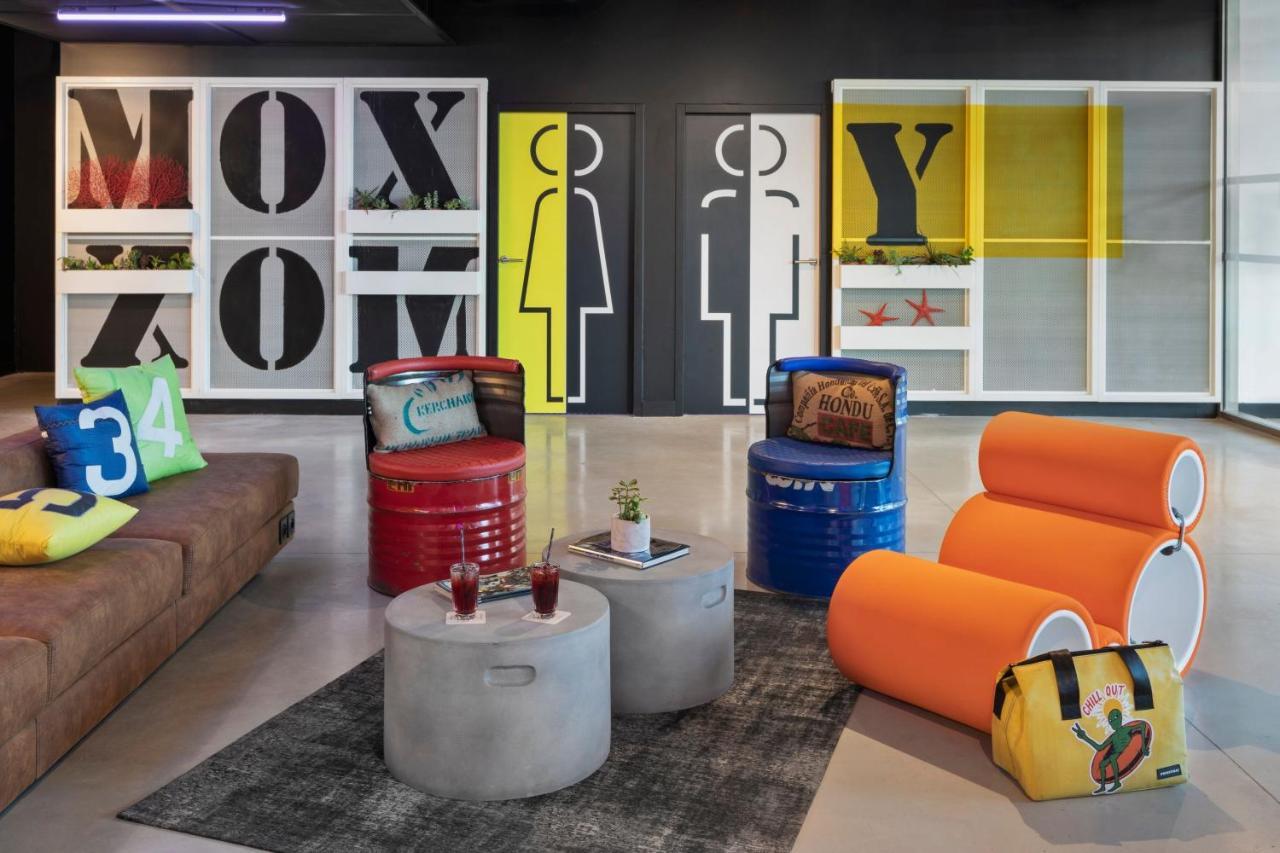 Moxy La Ciotat Hotel Ngoại thất bức ảnh