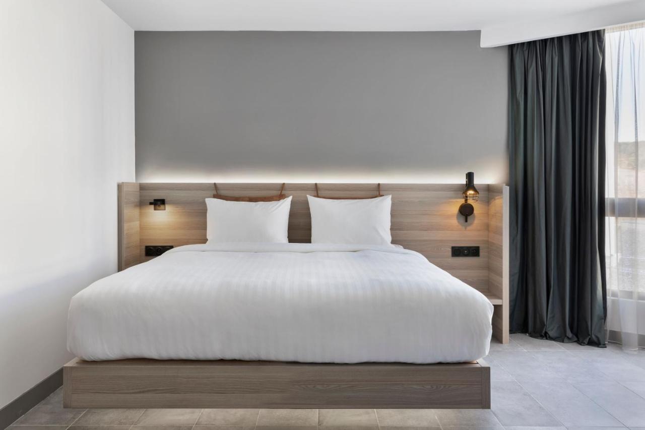 Moxy La Ciotat Hotel Ngoại thất bức ảnh