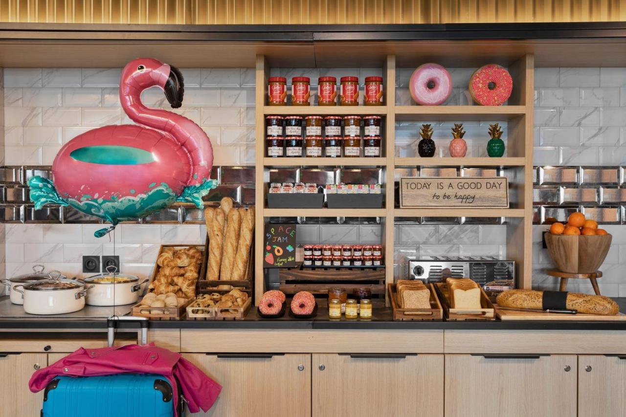 Moxy La Ciotat Hotel Ngoại thất bức ảnh